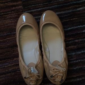 Cole haan nude ballet flat